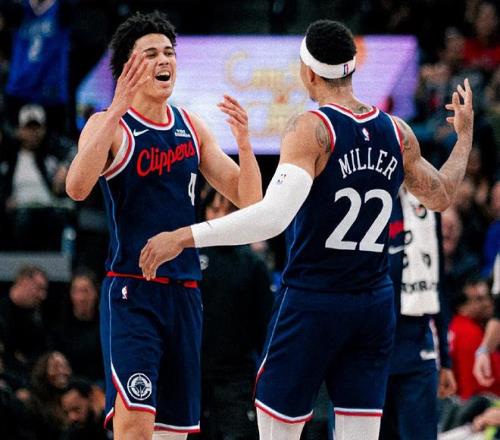 NHL,红翼客场逆,袭连进三球,世界杯直播,2026世界杯,比赛回放,实时赛程,足球直播